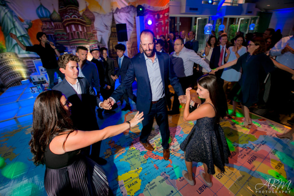 Hyatt Regency La Jolla At Aventine | La Jolla | Justin’s Bar Mitzvah Photography Bar Mitzvah Family Portraits hyatt-la-jolla-bar-mitzvah-photographey-0026-1024x683 Hyatt Regency La Jolla At Aventine | La Jolla | Justin’s Bar Mitzvah Photography