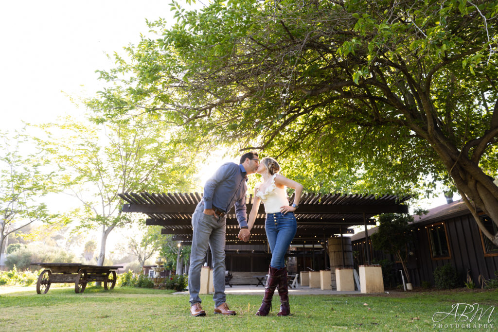 Bernardo Winery | Rancho Bernardo | Jacqui and Derick Engagement Photography Engagements san-diego-engagement-photography-012-1024x683 Bernardo Winery | Rancho Bernardo | Jacqui and Derick Engagement Photography
