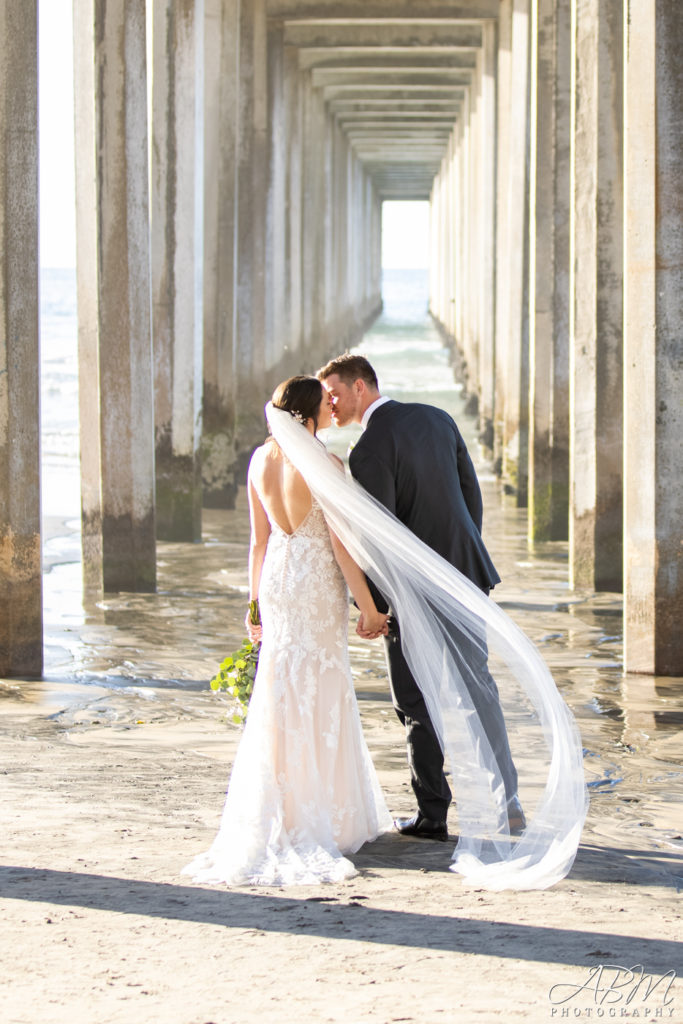 scripps-seaside-forum-san-diego-wedding-photography-040-683x1024 Scripps Seaside Forum | La Jolla | Shelby and Gregory's Wedding Photography