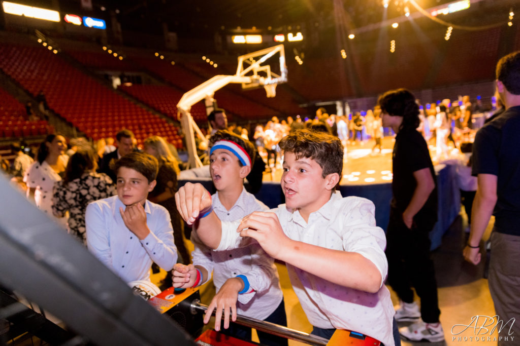 viejas-arena-del-mar-race-track-bar-mitzvah-photographey-0051-1024x683 Viejas Arena | Del Mar Thoroughbred Club | San Diego | Jake’s Bar Mitzvah Photography