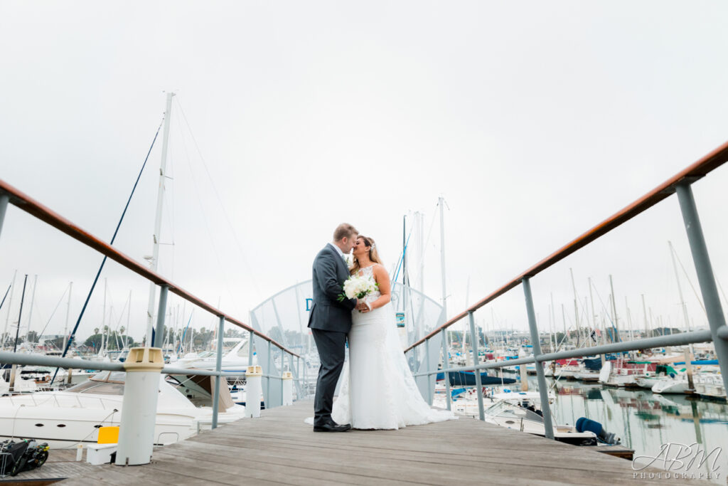 Harbor View Loft | San Diego | Jessica + Daniel’s Wedding Photography Weddings Harbor-View-Loft-san-diego-wedding-photograhy-0022-1-1024x683 Harbor View Loft | San Diego | Jessica + Daniel’s Wedding Photography