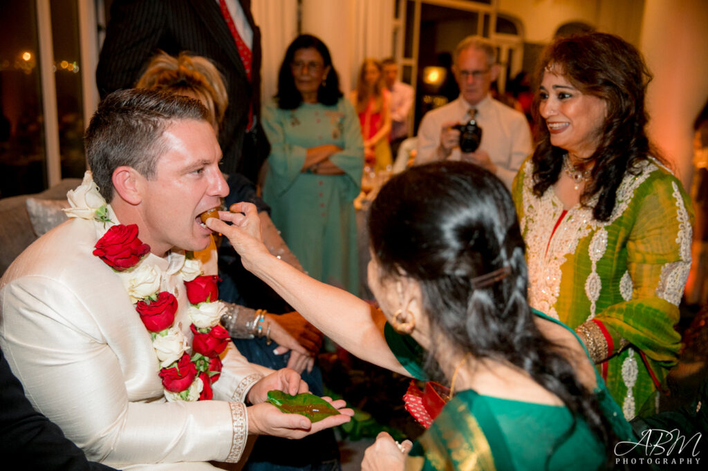 Loews Coronado Bay Resort | Coronado | Maseeha + Ben’s Wedding Photography Weddings loews-coronado-resort-san-diego-wedding-photograhy-0009-1024x682 Loews Coronado Bay Resort | Coronado | Maseeha + Ben’s Wedding Photography