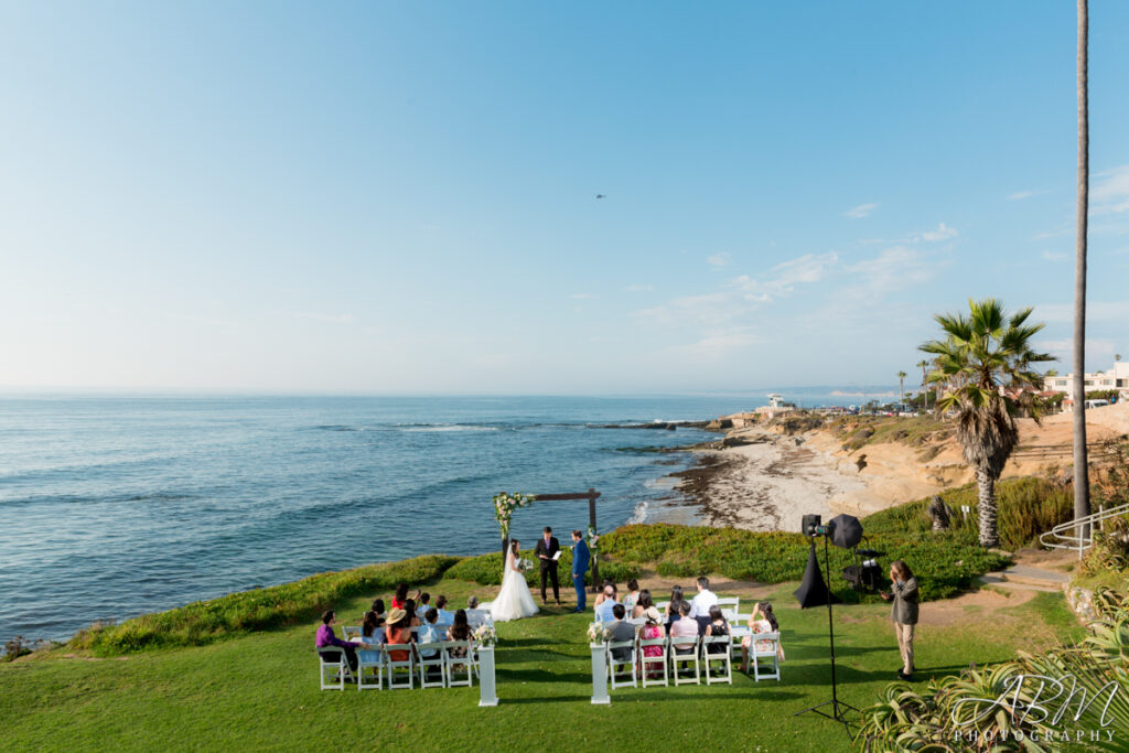 Cuvier Club | La Jolla | Joyce + Marius’ Wedding Photography Weddings 03cuvier-club-la-jolla-wedding-photography-023-1024x683 Cuvier Club | La Jolla | Joyce + Marius’ Wedding Photography