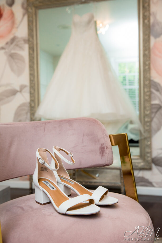Cuvier Club | La Jolla | Joyce + Marius’ Wedding Photography Weddings cuvier-club-la-jolla-wedding-photography-002-683x1024 Cuvier Club | La Jolla | Joyce + Marius’ Wedding Photography