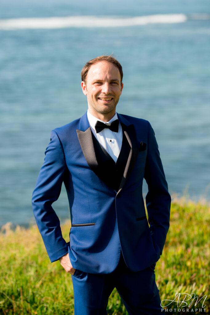 Cuvier Club | La Jolla | Joyce + Marius’ Wedding Photography Weddings cuvier-club-la-jolla-wedding-photography-014-683x1024 Cuvier Club | La Jolla | Joyce + Marius’ Wedding Photography