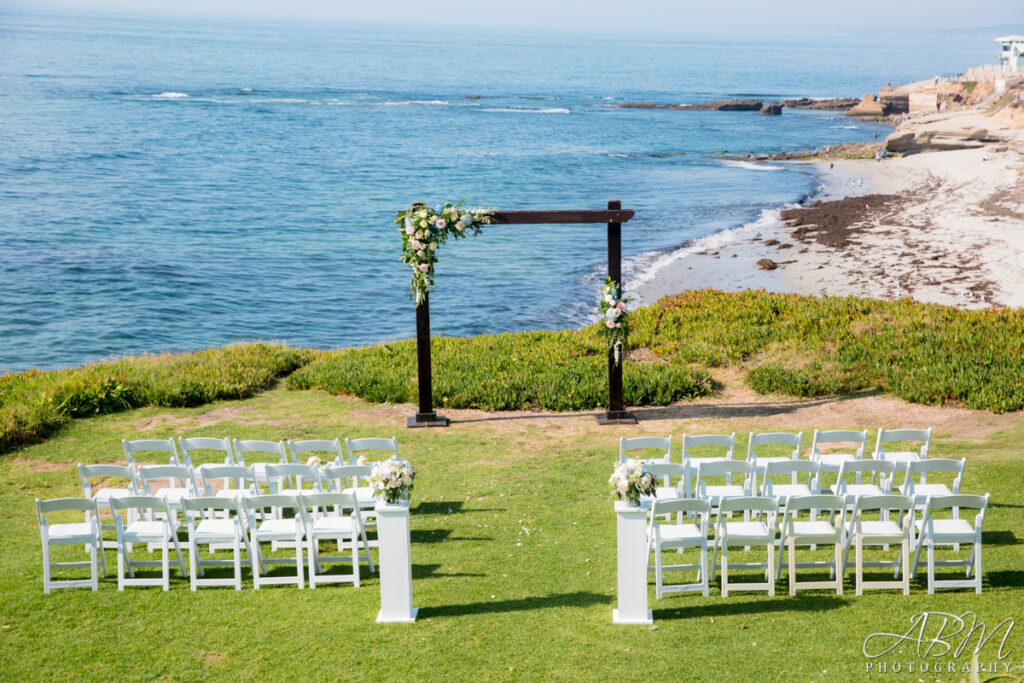 Cuvier Club | La Jolla | Joyce + Marius’ Wedding Photography Weddings cuvier-club-la-jolla-wedding-photography-016-1024x683 Cuvier Club | La Jolla | Joyce + Marius’ Wedding Photography