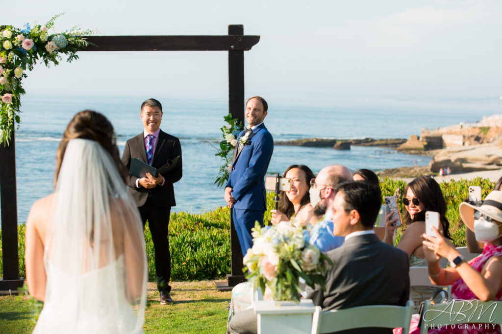 Cuvier Club | La Jolla | Joyce + Marius’ Wedding Photography Weddings cuvier-club-la-jolla-wedding-photography-021-1024x683 Cuvier Club | La Jolla | Joyce + Marius’ Wedding Photography