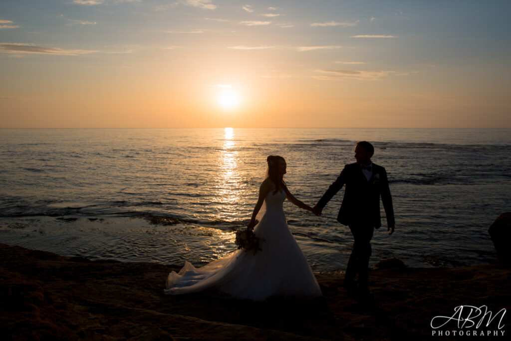Cuvier Club | La Jolla | Joyce + Marius’ Wedding Photography Weddings cuvier-club-la-jolla-wedding-photography-047-1024x683 Cuvier Club | La Jolla | Joyce + Marius’ Wedding Photography