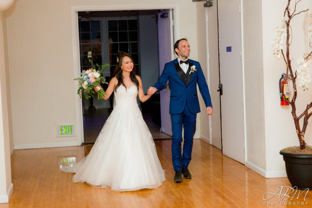 Cuvier Club | La Jolla | Joyce + Marius’ Wedding Photography Weddings cuvier-club-la-jolla-wedding-photography-055-1024x683 Cuvier Club | La Jolla | Joyce + Marius’ Wedding Photography