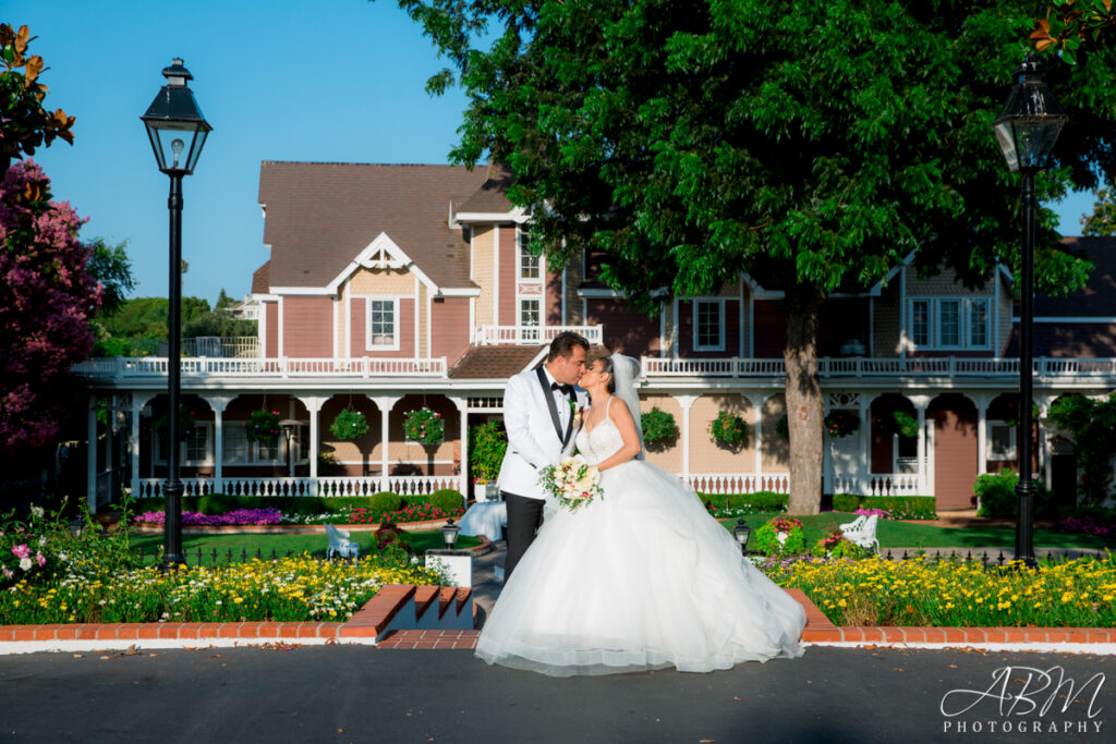 grand-tradition-fallbrook-wedding-photography-024-1024x683 Grand Tradition | Fallbrook | Sherry + Ali’s Wedding Photography