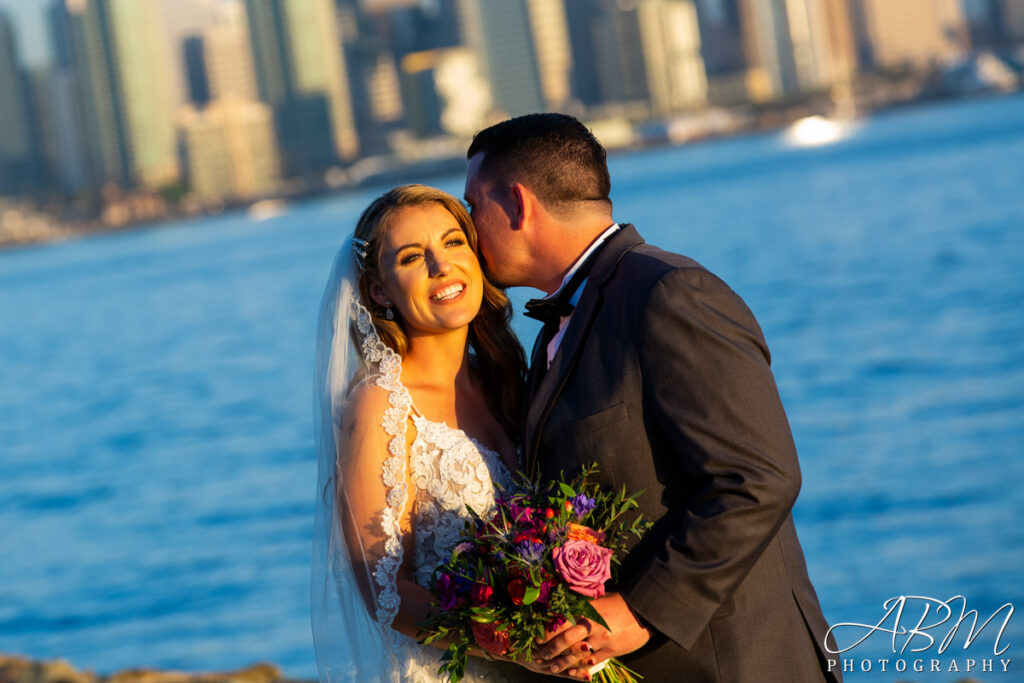 Harbor View Loft | San Diego | Allyson + Robert’s Wedding Photography Weddings harbor-view-loft-san-diego-wedding-photography-028-1024x683 Harbor View Loft | San Diego | Allyson + Robert’s Wedding Photography