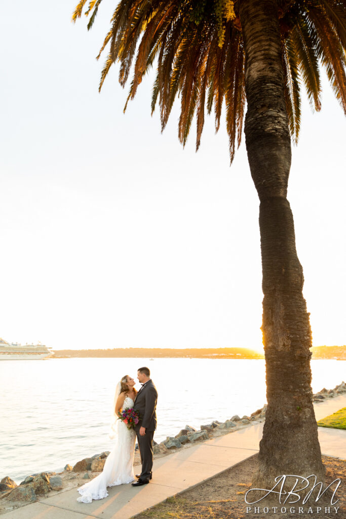 harbor-view-loft-san-diego-wedding-photography-036-683x1024 Harbor View Loft | San Diego | Allyson + Robert’s Wedding Photography