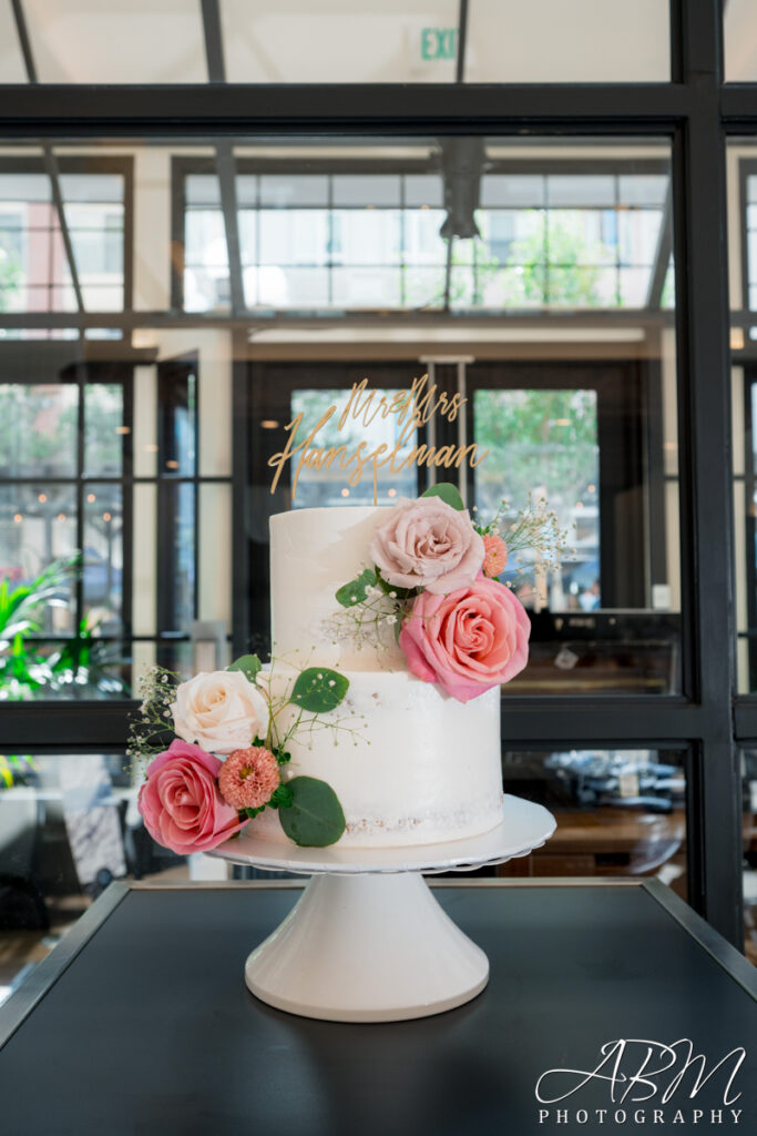 Pendry | San Diego | Cynthia + Anthony’s Wedding Photography Weddings pendry-downtown-san-diego-wedding-photography-023-683x1024 Pendry | San Diego | Cynthia + Anthony’s Wedding Photography