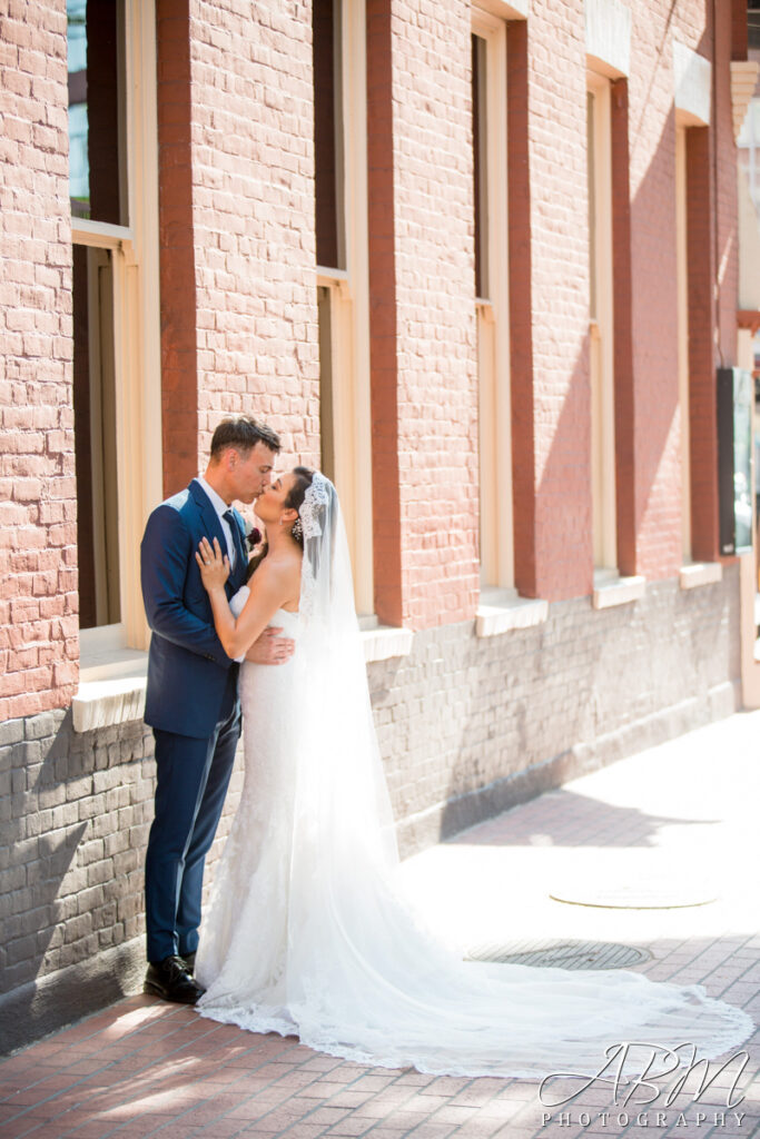 Pendry | San Diego | Cynthia + Anthony’s Wedding Photography Weddings pendry-downtown-san-diego-wedding-photography-028-683x1024 Pendry | San Diego | Cynthia + Anthony’s Wedding Photography
