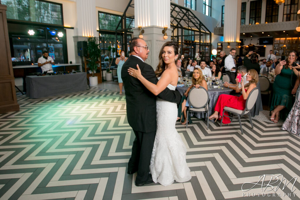 Pendry | San Diego | Cynthia + Anthony’s Wedding Photography Weddings pendry-downtown-san-diego-wedding-photography-042-1024x683 Pendry | San Diego | Cynthia + Anthony’s Wedding Photography