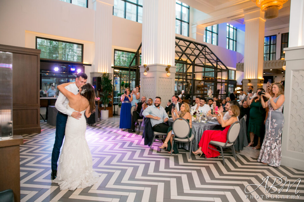 Pendry | San Diego | Cynthia + Anthony’s Wedding Photography Weddings pendry-downtown-san-diego-wedding-photography-044-1024x683 Pendry | San Diego | Cynthia + Anthony’s Wedding Photography
