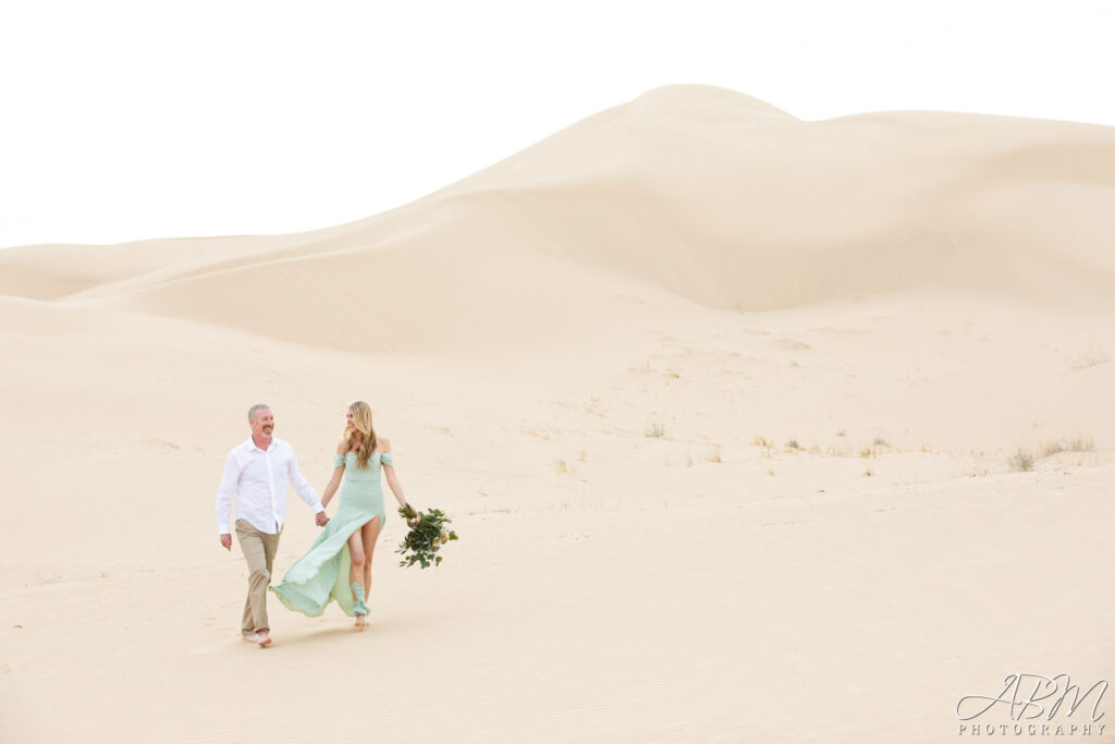 glamis-sand-dunes-engagement-wedding-photography-07-1024x683 Glamis Sand Dunes | California | Brian and Julie's Engagement Photography