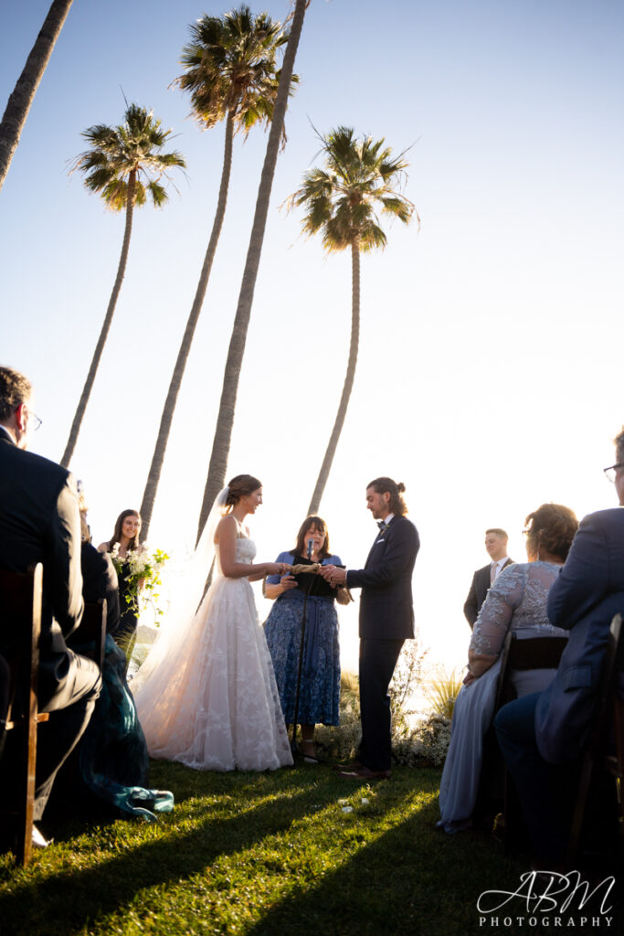 scripps-seaside-forum-la-jolla-wedding-photography-026-683x1024 Scripps Seaside Forum | La Jolla | Olivia + Dillon’s Wedding Photography