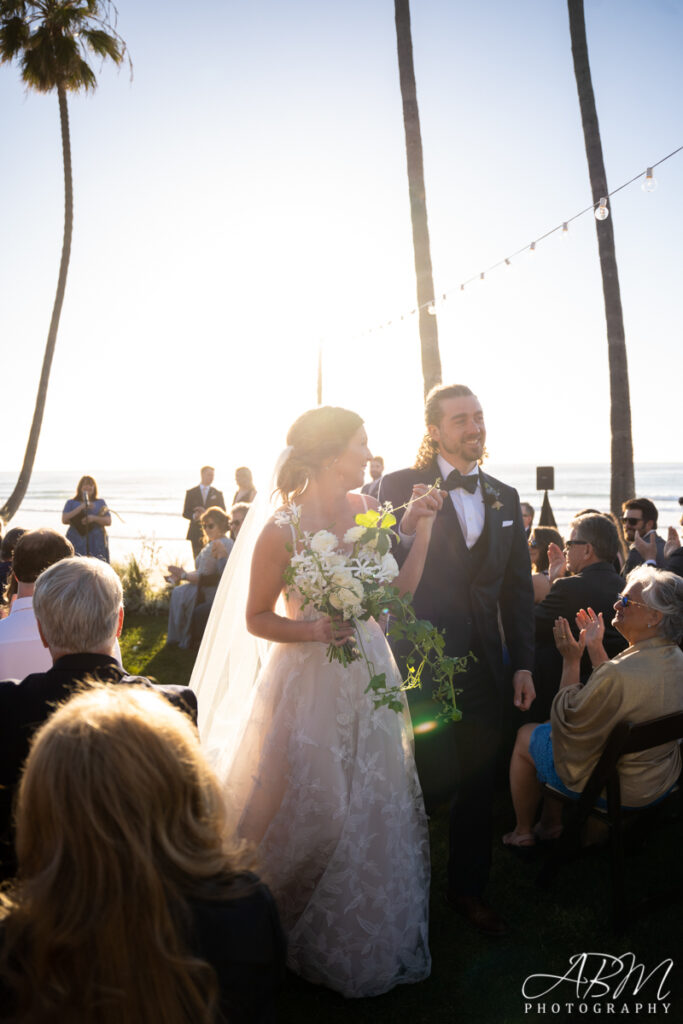Scripps Seaside Forum | La Jolla | Olivia + Dillon’s Wedding Photography Weddings scripps-seaside-forum-la-jolla-wedding-photography-031-683x1024 Scripps Seaside Forum | La Jolla | Olivia + Dillon’s Wedding Photography