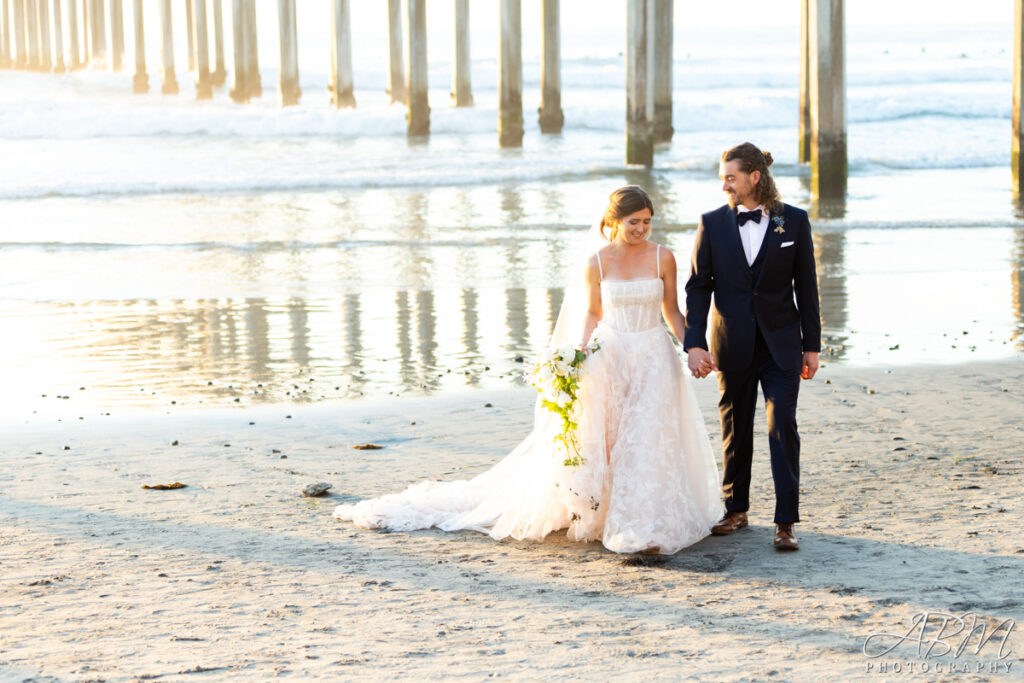 Scripps Seaside Forum | La Jolla | Olivia + Dillon’s Wedding Photography Weddings scripps-seaside-forum-la-jolla-wedding-photography-043-1024x683 Scripps Seaside Forum | La Jolla | Olivia + Dillon’s Wedding Photography