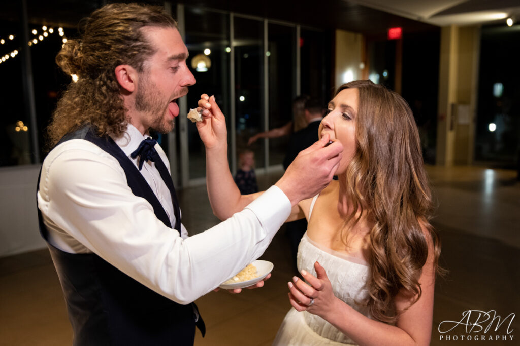 scripps-seaside-forum-la-jolla-wedding-photography-055-1024x683 Scripps Seaside Forum | La Jolla | Olivia + Dillon’s Wedding Photography