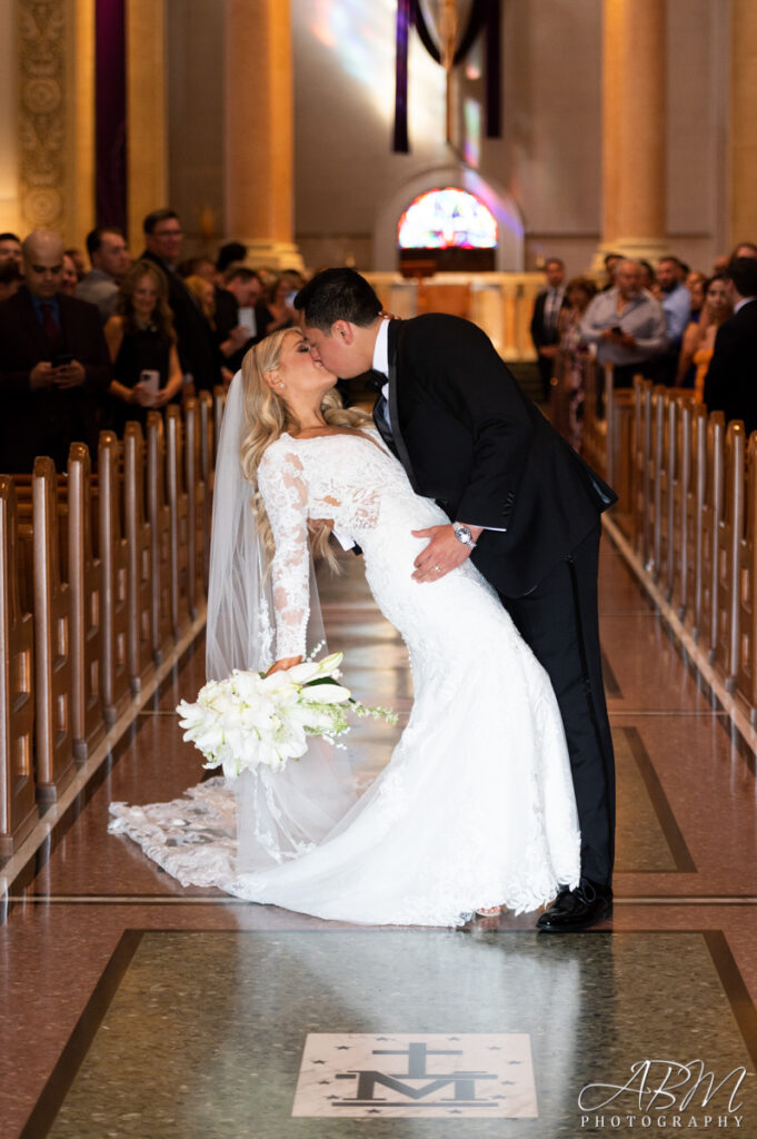The Immaculata Catholic Church | San Diego | Grace + Gilbert’s Wedding Photography Weddings the-immaculata-curch-san-diego-wedding-photography-018-681x1024 The Immaculata Catholic Church | San Diego | Grace + Gilbert’s Wedding Photography