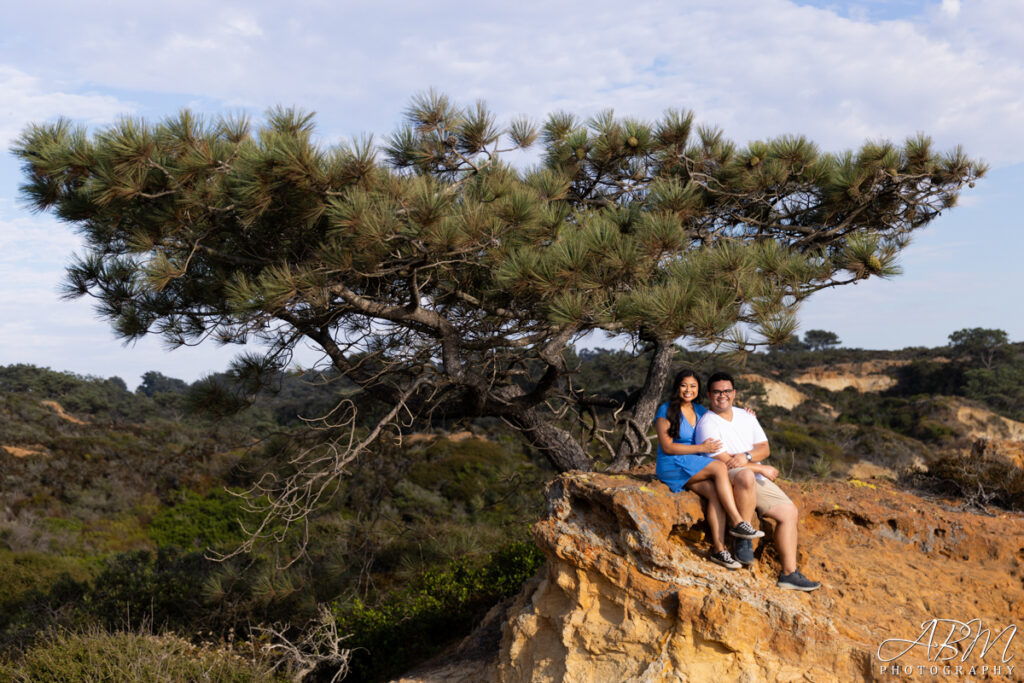 torrey-pines-la-jolla-cove-san-diego-engagement-photography-13-1024x683 Torrey Pines | La Jolla Cove | San Diego | Dylan + Alyssa Engagement Photography