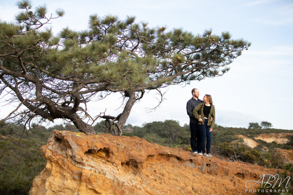 01Torrey-pines-san-diego-engagement-photography-009-1024x683 Torrey Pines State Reserve | San Diego | Engagement Session