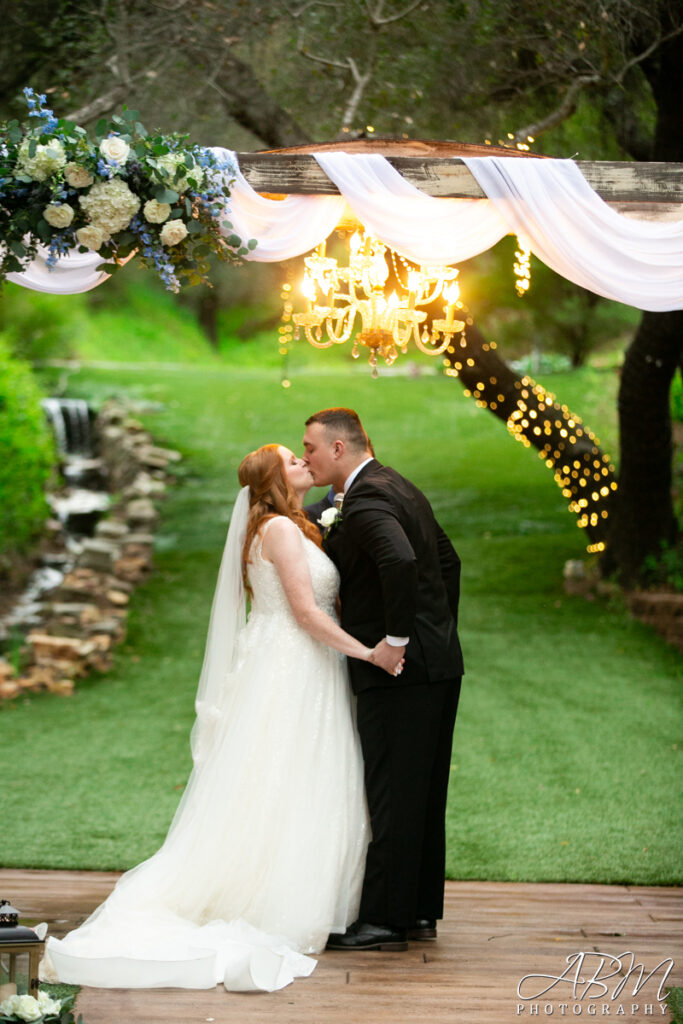Los Willows Wedding Estate | San Diego | Alyssa + Evan’s Wedding Photography Weddings 02los-willows-wedding-estate-san-diego-wedding-photography-026-683x1024 Los Willows Wedding Estate | San Diego | Alyssa + Evan’s Wedding Photography