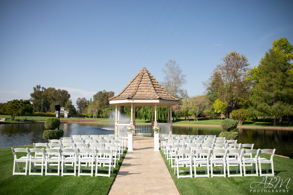 Grand-tradition-wedding-garden-estate-san-diego-wedding-photography-037-1024x683 Grand Tradition Garden & Estates | Fallbrook | Lauren + Michael’s Wedding Photography