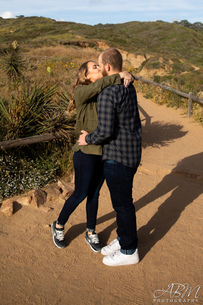 Torrey-pines-san-diego-engagement-photography-005-683x1024 Torrey Pines State Reserve | San Diego | Engagement Session