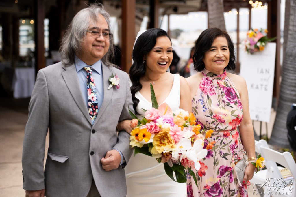 Bali Hai Restaurant | San Diego | Kate + Ian’s Wedding Photography Weddings bali-hai-restaurant-wedding-photography-037-1024x683 Bali Hai Restaurant | San Diego | Kate + Ian’s Wedding Photography