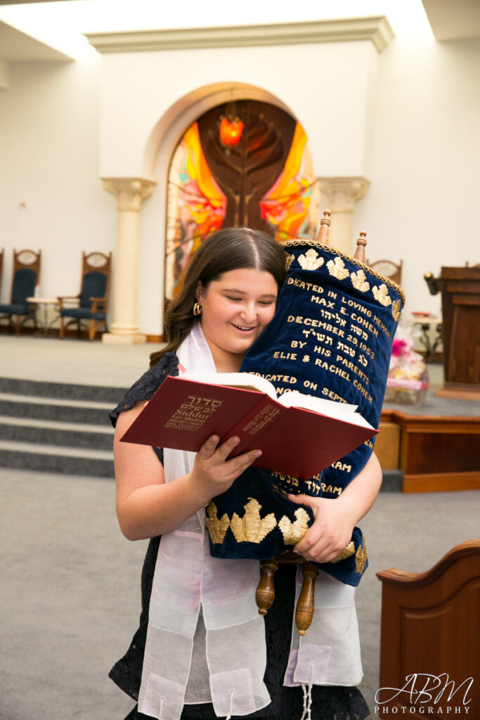 Congregation Beth Israel + Coasterra | San Diego | Rachel’s Bat Mitzvah Photography Bar Mitzvah coronado-bat-mitzvah-photography-017-683x1024 Congregation Beth Israel + Coasterra | San Diego | Rachel’s Bat Mitzvah Photography