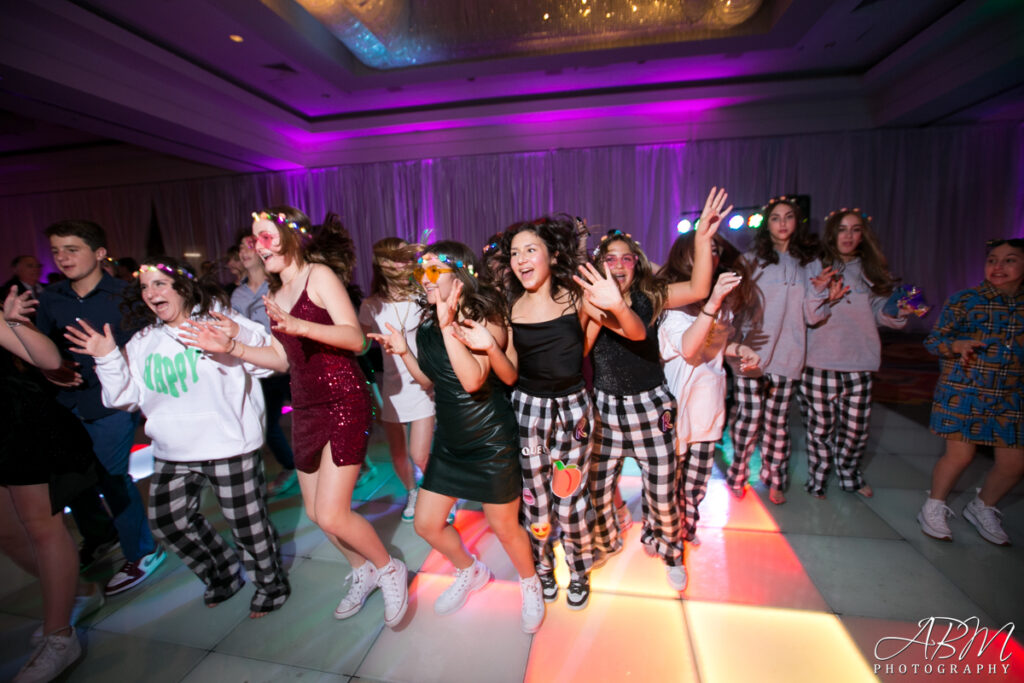 Congregation Beth Israel + Coasterra | San Diego | Rachel’s Bat Mitzvah Photography Bar Mitzvah coronado-bat-mitzvah-photography-061-1024x683 Congregation Beth Israel + Coasterra | San Diego | Rachel’s Bat Mitzvah Photography