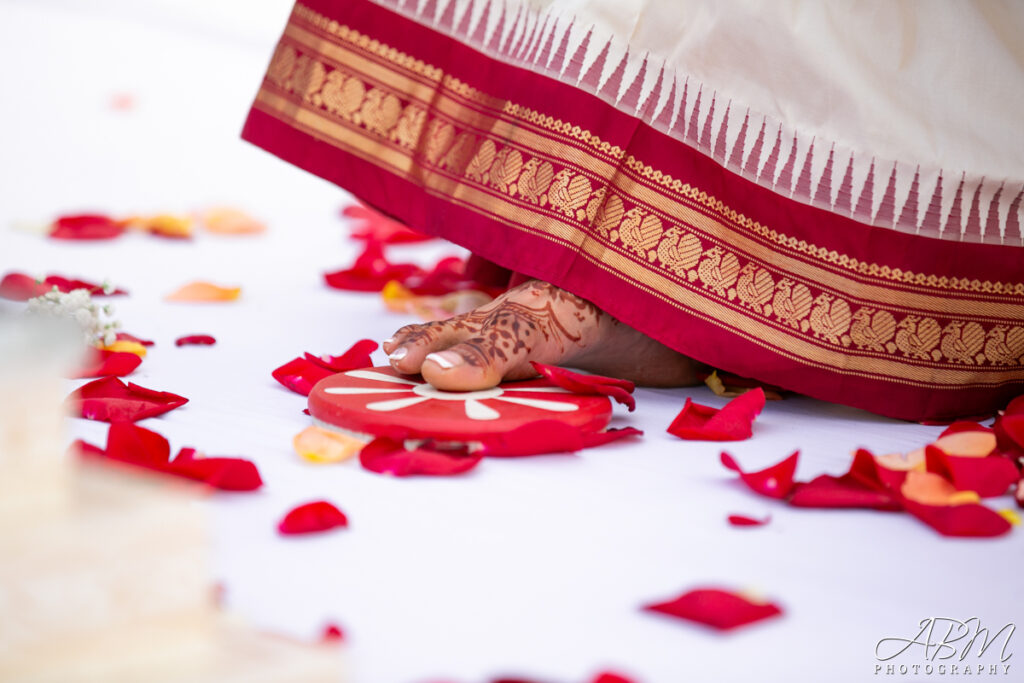 hilton-torrey-pines-san-diego-wedding-photography-015-1024x683 Hilton Torrey Pines | La Jolla | Aditi + Gaurav's Wedding Photography