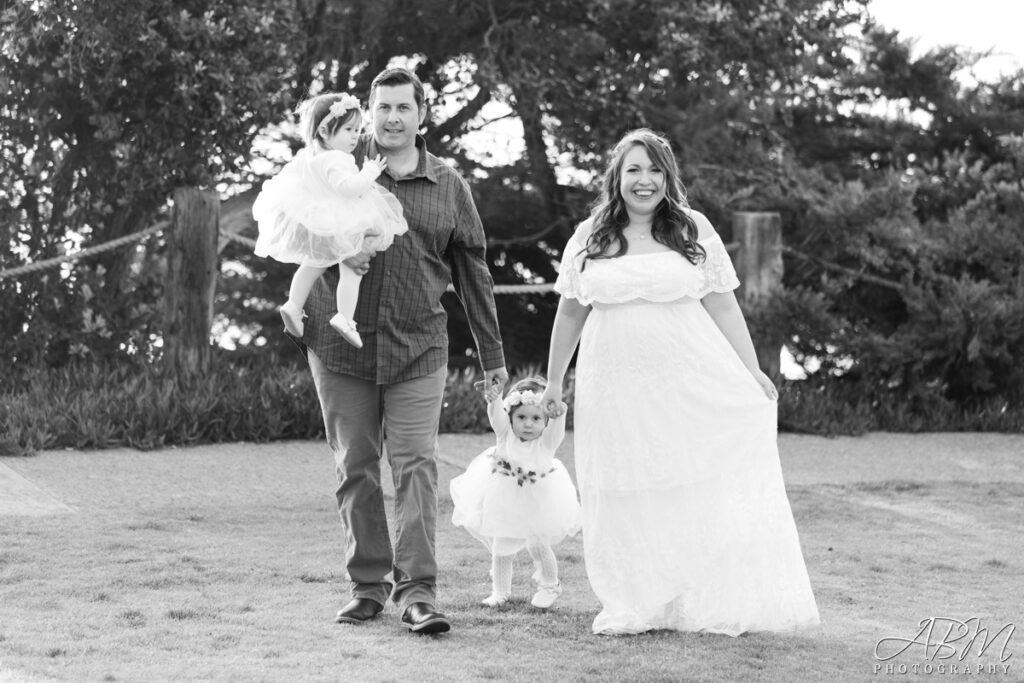 La Jolla Beach Park | La Jolla | Family Portraits Family la-jolla-family-photography-002-1024x683 La Jolla Beach Park | La Jolla | Family Portraits