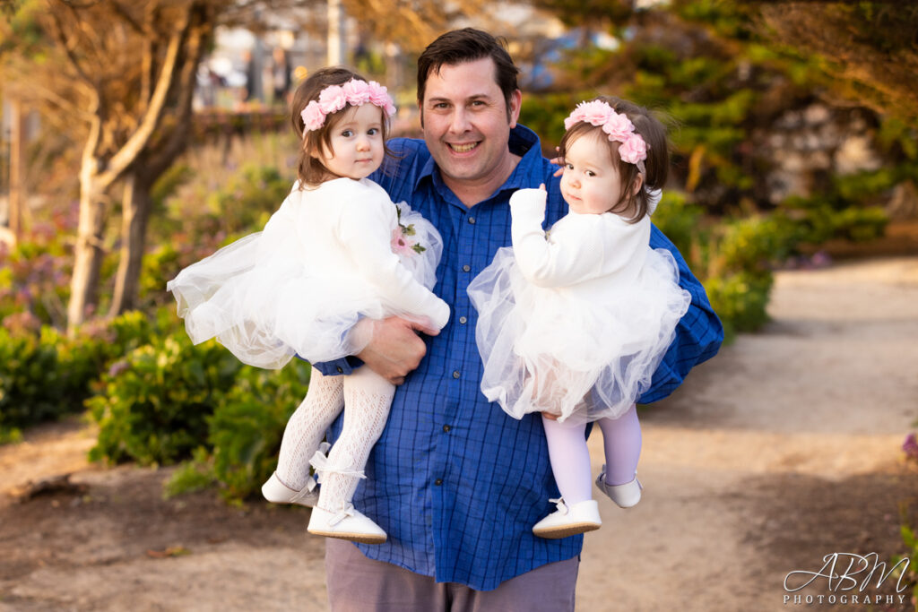 La Jolla Beach Park | La Jolla | Family Portraits Family la-jolla-family-photography-007-1024x683 La Jolla Beach Park | La Jolla | Family Portraits