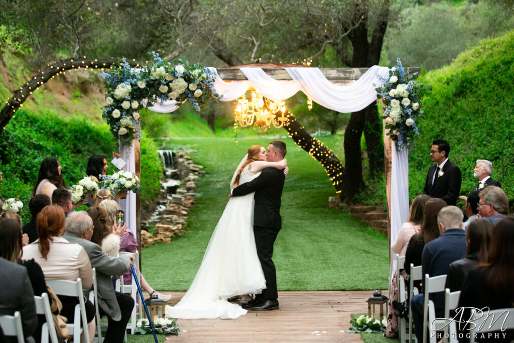 los-willows-wedding-estate-san-diego-wedding-photography-027-1024x683 Los Willows Wedding Estate | San Diego | Alyssa + Evan’s Wedding Photography