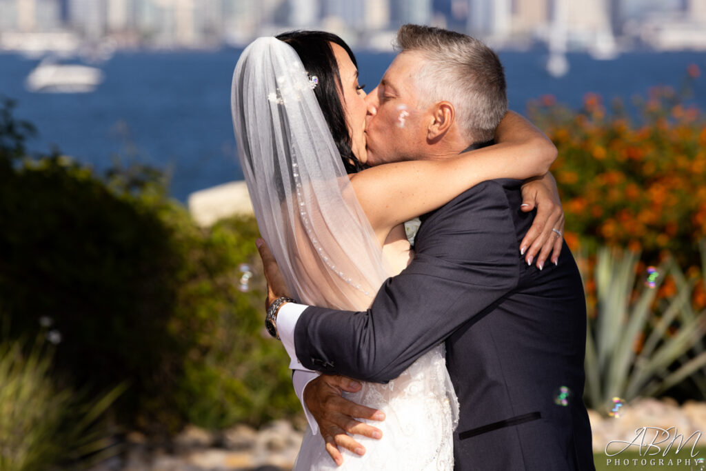 tom-hanks-lighthouse-wedding-photography-022-1024x683 Tom Ham’s Lighthouse | San Diego | Sabrina + Clint’s Wedding Photography