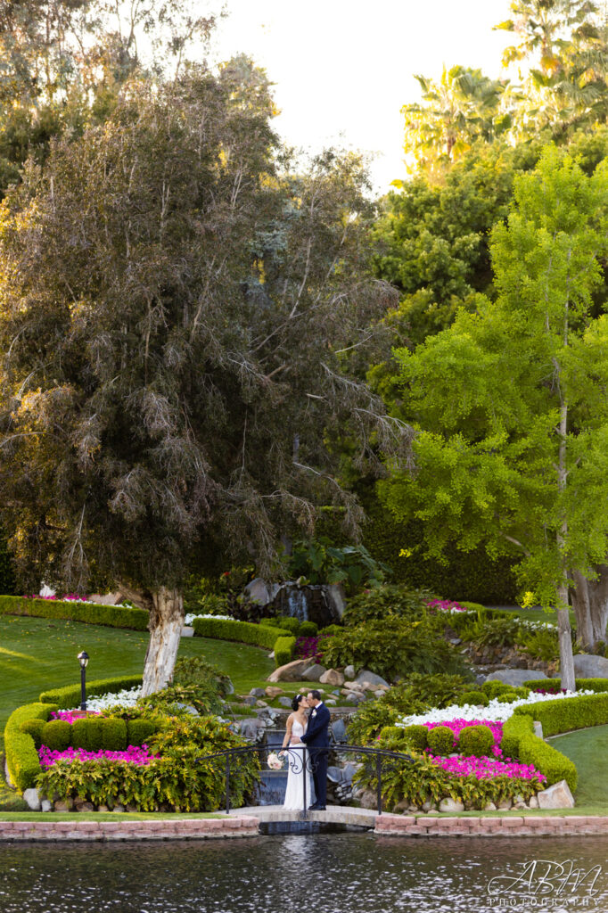 grand-tradition-estate-and-gardens-san-diego-wedding-photography-29-1-682x1024 Grand Tradition Estate & Gardens | Fallbrook | Recent Best of Wedding Photography
