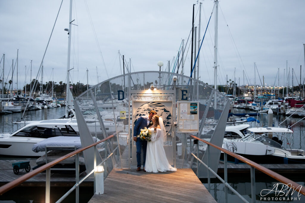 harbor-view-loft-san-diego-wedding-photography-037-1024x683 Harbor View Loft | San Diego | LeeAnn + Zachary's Wedding Photography