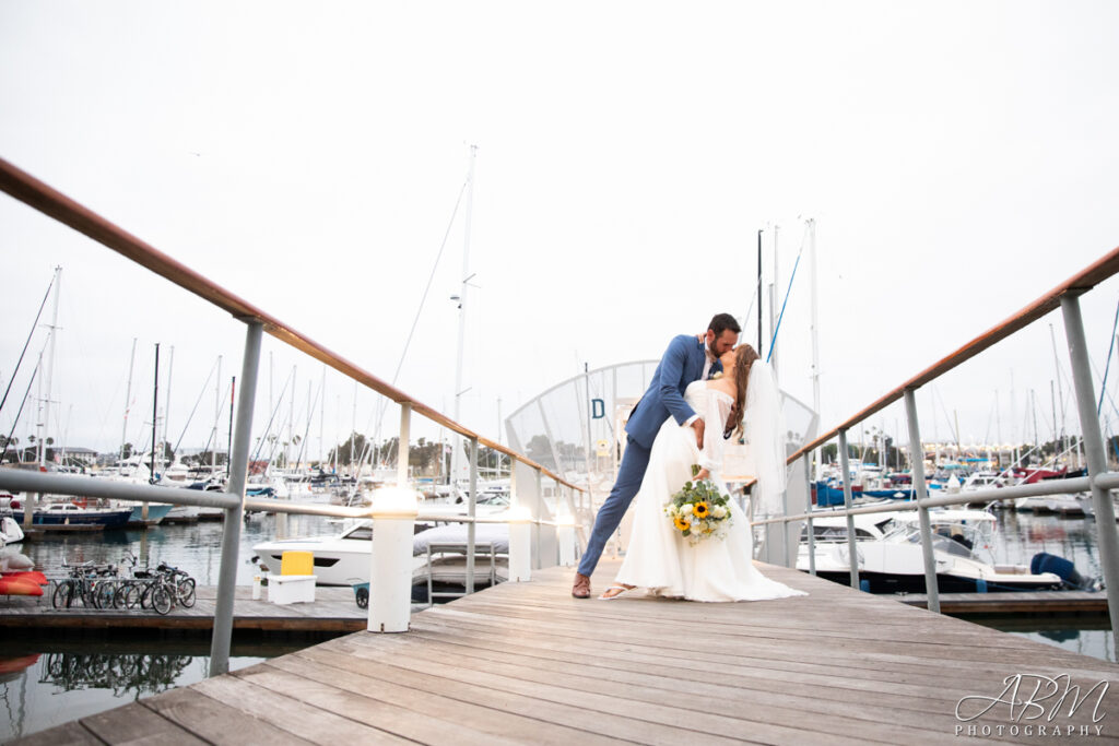 harbor-view-loft-san-diego-wedding-photography-038-1024x683 Harbor View Loft | San Diego | LeeAnn + Zachary's Wedding Photography