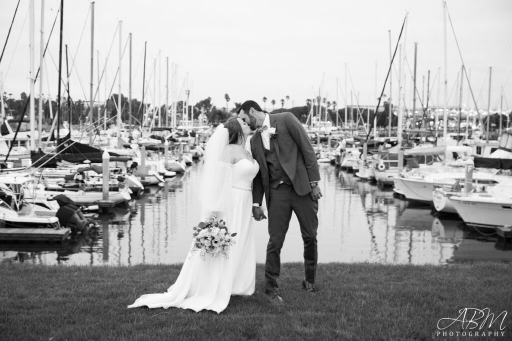 harbor-view-loft-san-diego-wedding-photography-040-1024x683 Harbor View Loft | San Diego | LeeAnn + Zachary's Wedding Photography