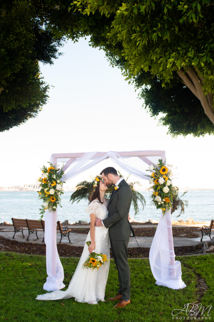 harbor-view-loft-san-diego-wedding-photography-32-682x1024 Harbor View Loft | San Diego | Recent Best of Wedding photography