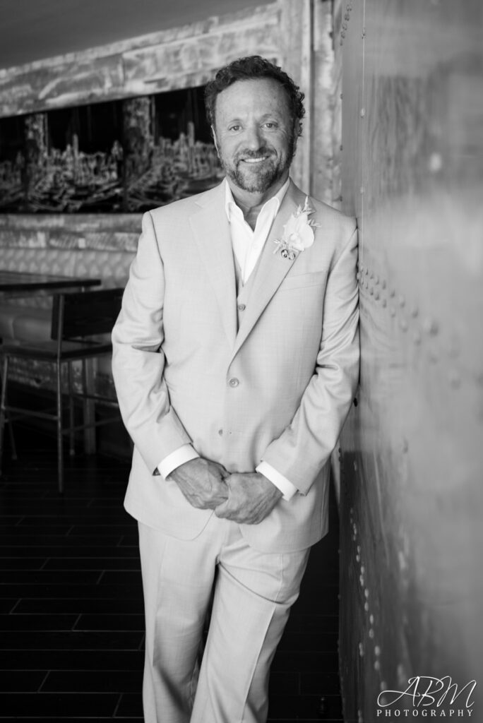 kona-kai-resort-and-spa-san-diego-wedding-photography-020-684x1024 Kona Kai Resort | San Diego | Christina + Robert's Wedding Photography + Welcome Party