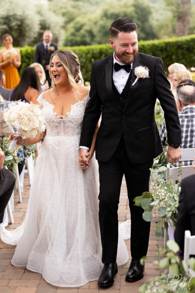Mount Woodson Castle | San Diego | Courtney + John's Wedding Photography Weddings mount-woodson-wedding-photography-038-2-683x1024 Mount Woodson Castle | San Diego | Courtney + John's Wedding Photography