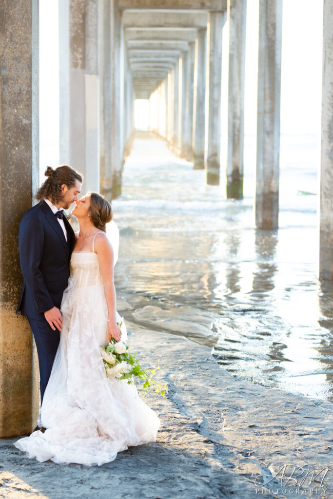 scripps-seaside-forum-san-diego-wedding-photography-22-683x1024 Scripps Seaside Forum | La Jolla | Recent Best of Wedding Photography