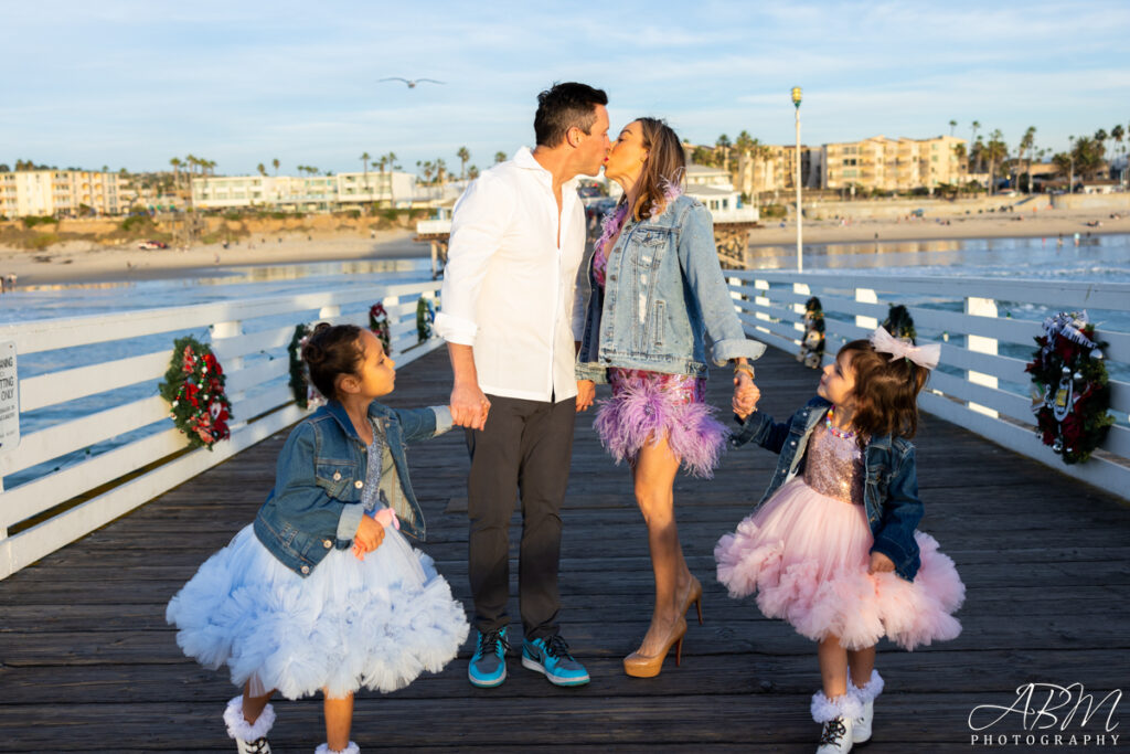 Crystal-Pier-Pacific-Beach-Family-Photography-007-1024x683 Crystal Pier | Pacific Beach | Family Session