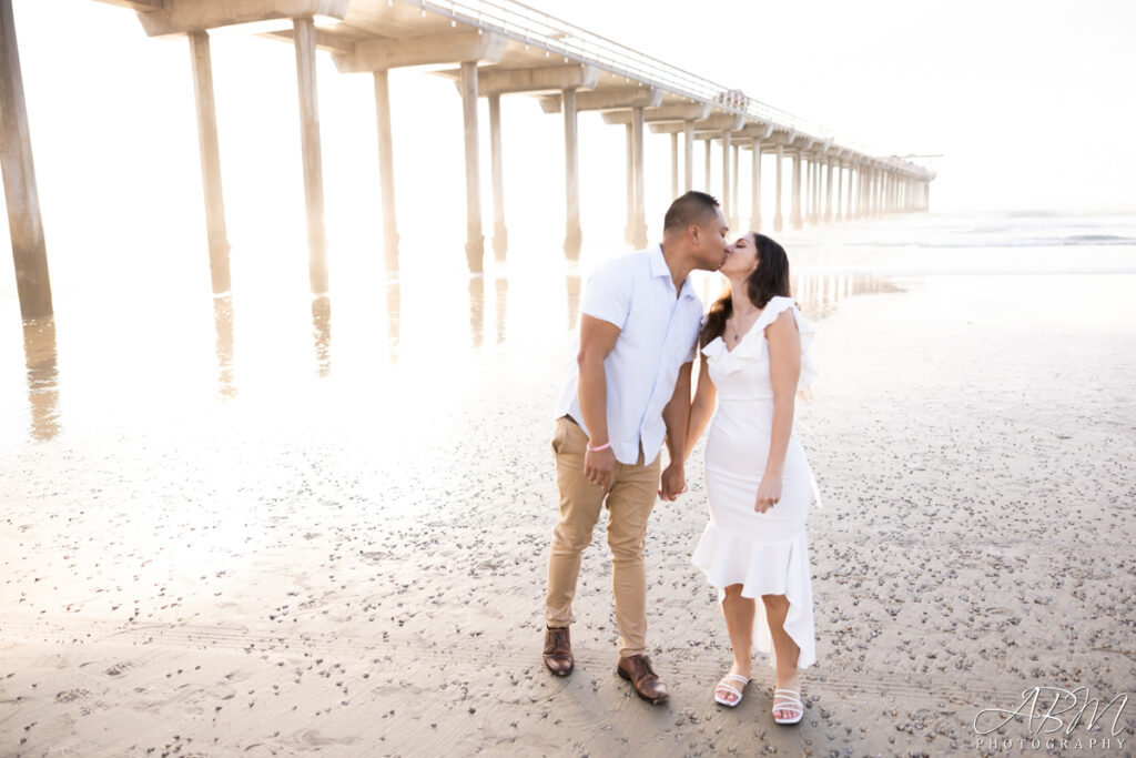 Scripps Pier | La Jolla | Breanna + Joshua's Engagement Photography Engagements 01Scripps-pier-la-jolla-engagement-photography-009-1024x683 Scripps Pier | La Jolla | Breanna + Joshua's Engagement Photography