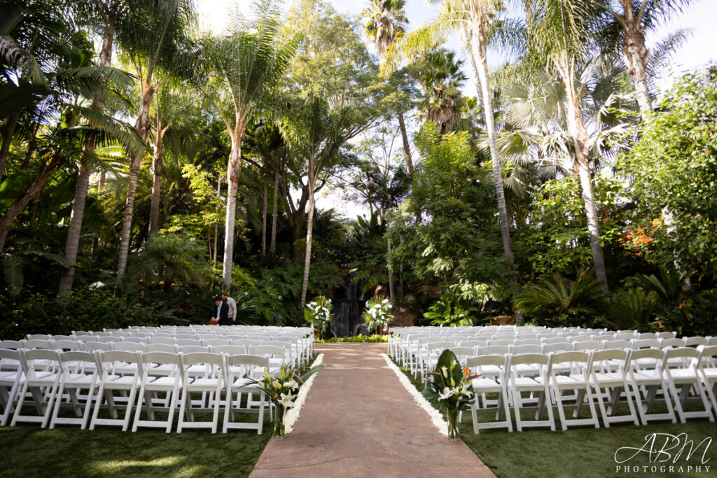 Grand Tradition Garden & Estates | Fallbrook | Alyssa + Dylan's Wedding Photography Weddings Grand-Tradition-san-diego-wedding-photography_015-1-1024x683 Grand Tradition Garden & Estates | Fallbrook | Alyssa + Dylan's Wedding Photography